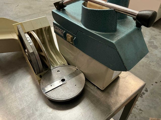 Dito tr21 groente snijmachine - afbeelding 2 van  9