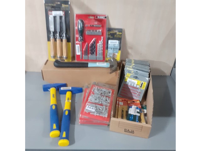 Div. gereedschap o.a. decoupeerzaagjes, hamers, houtbeitels (d1649) - afbeelding 2 van  3