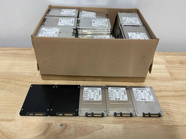 Div seagate 2,5’’ sata interne ssd 256gb (160x) - afbeelding 3 van  4