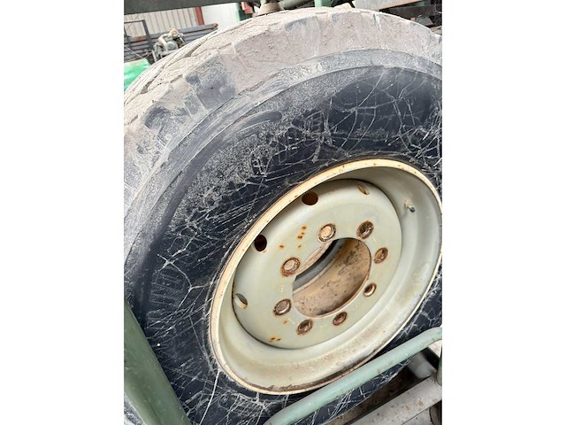 Divers - 385/65r22.5 - vrachtwagenband - afbeelding 5 van  5