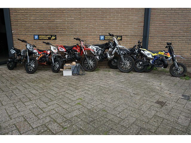 Divers - cross - kinder crossers - motorfiets - afbeelding 12 van  19