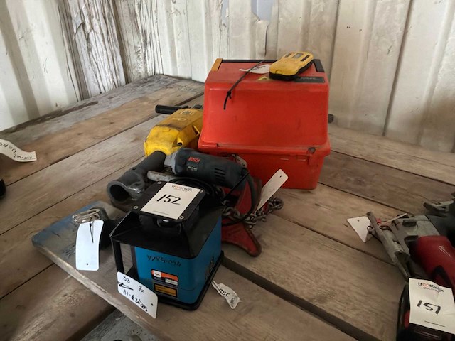 Divers aannemersmateriaal (7x) - afbeelding 1 van  18