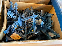 Divers aannemersmateriaal - afbeelding 4 van  7