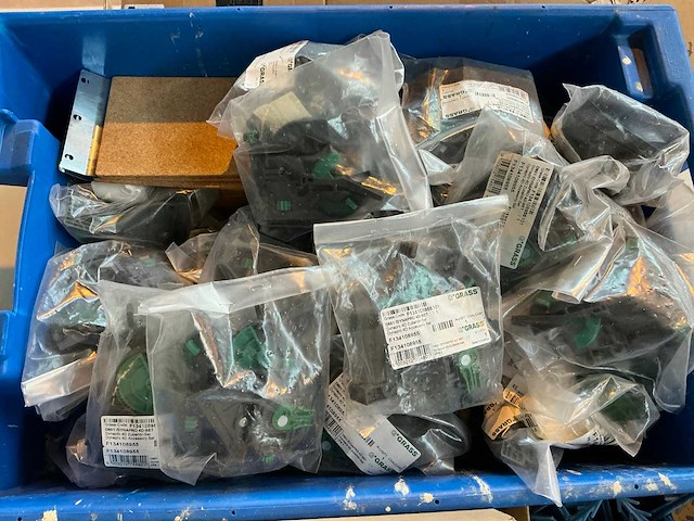 Divers aannemersmateriaal - afbeelding 5 van  7