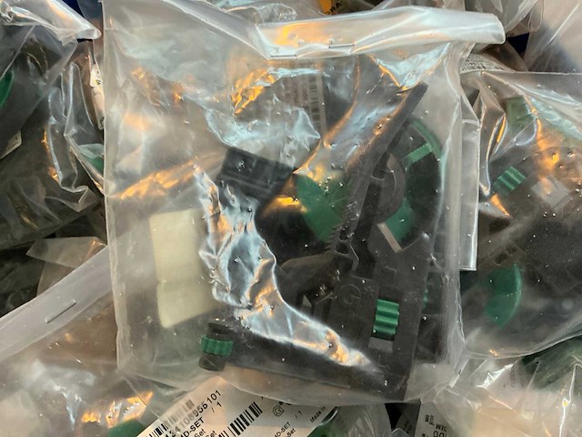 Divers aannemersmateriaal - afbeelding 6 van  7