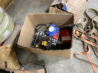 Divers aannemersmateriaal - afbeelding 3 van  36