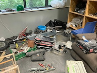 Divers aannemersmateriaal - afbeelding 11 van  16