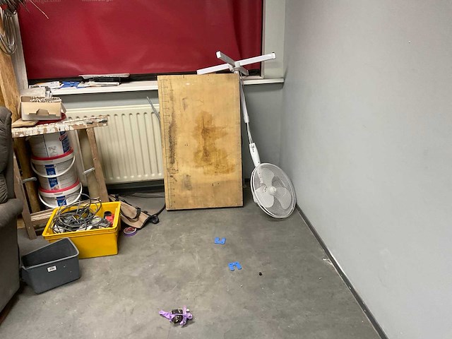 Divers aannemersmateriaal - afbeelding 14 van  16