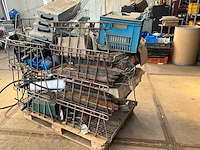 Divers aannemersmateriaal - afbeelding 4 van  5
