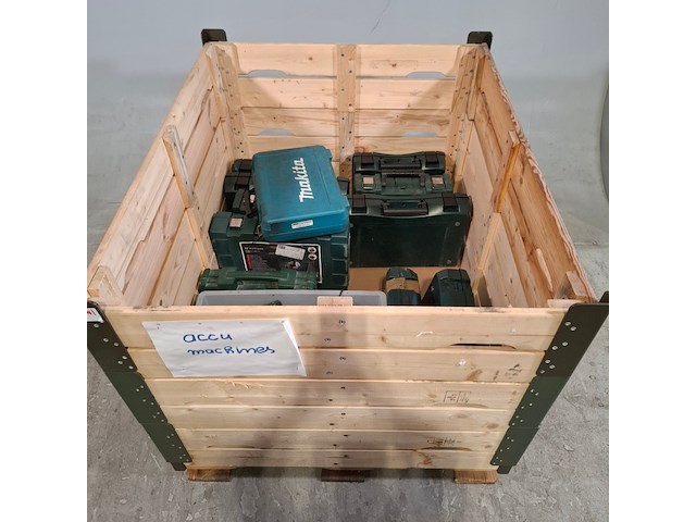 Divers accu gereedschap, o.a. metabo, makita - afbeelding 1 van  14