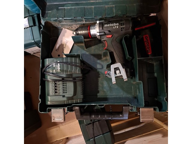 Divers accu gereedschap, o.a. metabo, makita - afbeelding 14 van  14