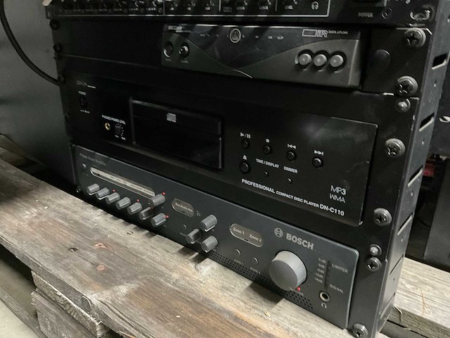 Divers audio-apparatuur - afbeelding 4 van  5
