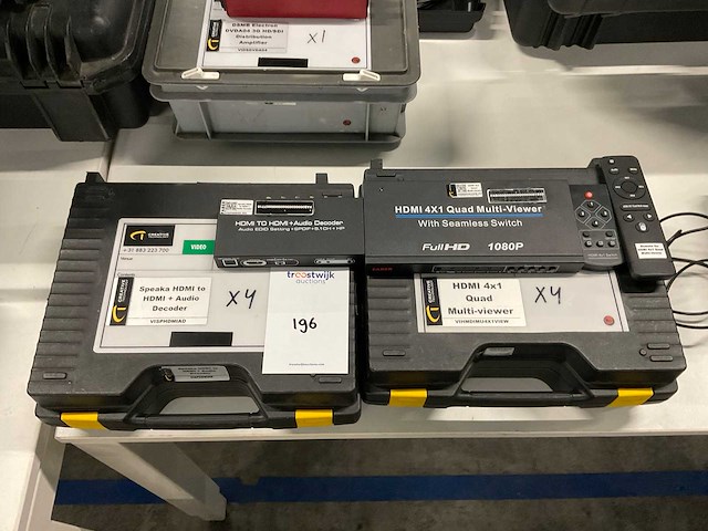 Divers audio-video apparatuur (8x) - afbeelding 1 van  3