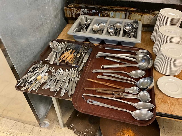 Divers bestek & opscheplepels - afbeelding 1 van  2