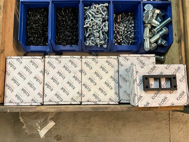 Divers bevestigingsmateriaal - afbeelding 4 van  6