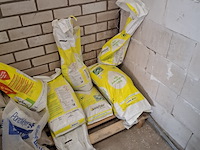 Divers bouwbenodigdheden - afbeelding 2 van  11