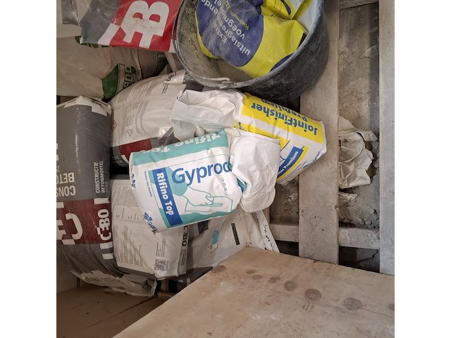 Divers bouwbenodigdheden - afbeelding 7 van  11