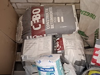 Divers bouwbenodigdheden - afbeelding 8 van  11