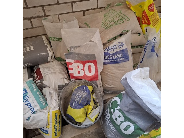 Divers bouwbenodigdheden - afbeelding 9 van  11