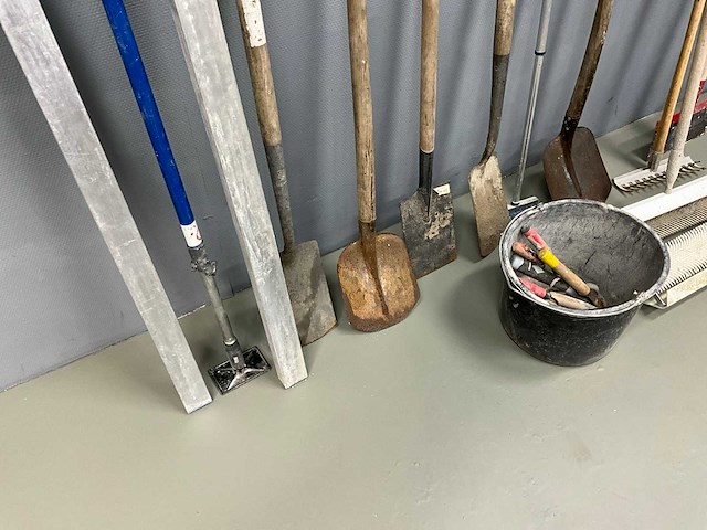 Divers bouwgereedschap (27x) - afbeelding 5 van  6