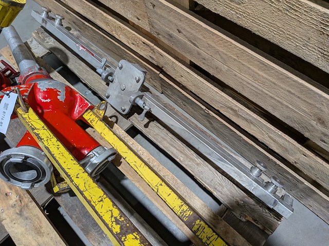 Divers brandweermateriaal - afbeelding 5 van  13