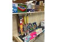 Divers buitenspeelgoed - afbeelding 4 van  11