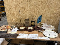 Divers decoratiemateriaal, verlichting en kaarsen - afbeelding 5 van  13