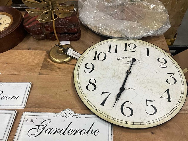 Divers decoratiemateriaal, verlichting en kaarsen - afbeelding 6 van  13