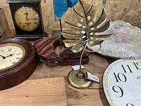 Divers decoratiemateriaal, verlichting en kaarsen - afbeelding 9 van  13