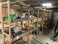 Divers decoratiemateriaal - afbeelding 1 van  17