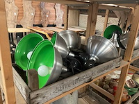 Divers decoratiemateriaal - afbeelding 10 van  17