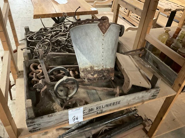 Divers decoratiemateriaal - afbeelding 12 van  17