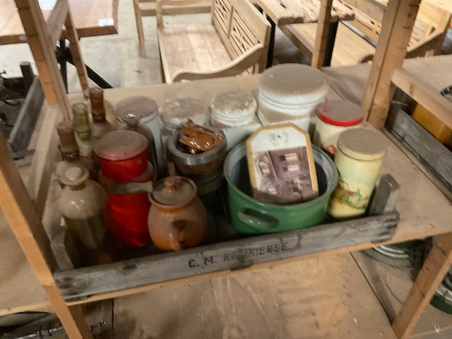 Divers decoratiemateriaal - afbeelding 14 van  17