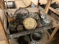 Divers decoratiemateriaal - afbeelding 15 van  17