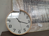 Divers decoratiemateriaal - afbeelding 9 van  10