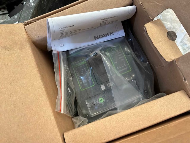 Divers elektramateriaal - afbeelding 3 van  5