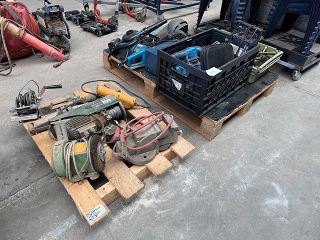 Divers elektrisch gereedschap - afbeelding 1 van  6