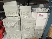 Divers elektrotechnisch installatiemateriaal - afbeelding 6 van  13