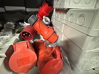 Divers elektrotechnisch installatiemateriaal - afbeelding 7 van  13