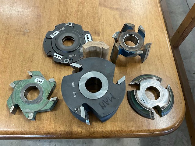 Divers freesgereedschap (5x) - afbeelding 1 van  3
