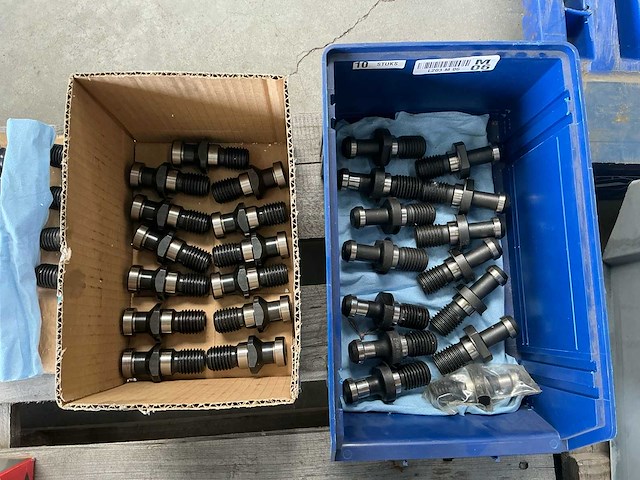 Divers freesgereedschap en freestandwielen - afbeelding 4 van  18