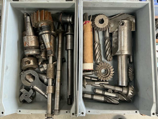 Divers freesgereedschap en freestandwielen - afbeelding 9 van  18