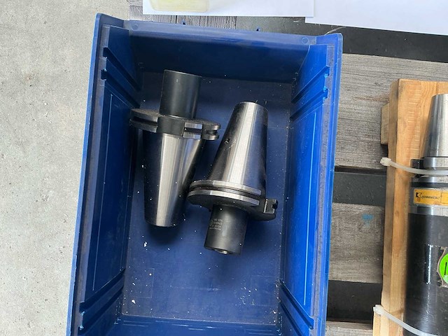 Divers freesgereedschap en freestandwielen - afbeelding 16 van  18