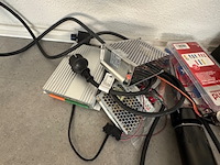 Divers gereedschap en elektrotechnisch materiaal - afbeelding 5 van  7