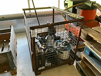 Divers gereedschap in gitterbox - afbeelding 1 van  6