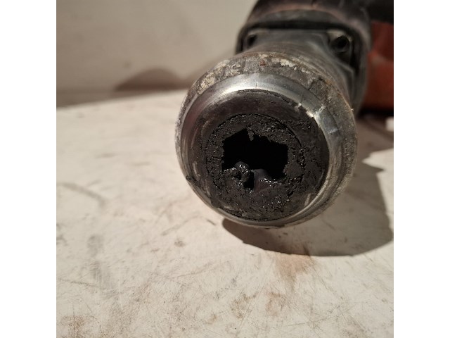 Divers gereedschap, o.a. carat, hilti, kress - afbeelding 26 van  44