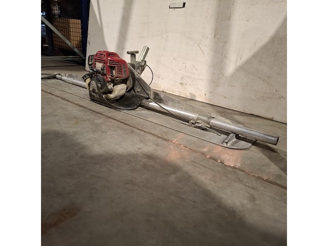 Divers gereedschap, o.a. carat, hilti, kress - afbeelding 33 van  44