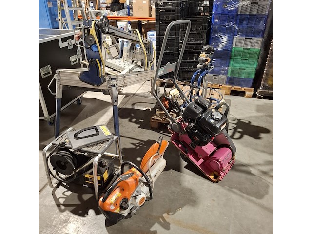 Divers gereedschap, o.a. carat, stihl, wagner - afbeelding 1 van  46