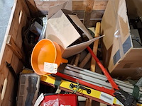 Divers gereedschap, o.a. creusen - afbeelding 9 van  9