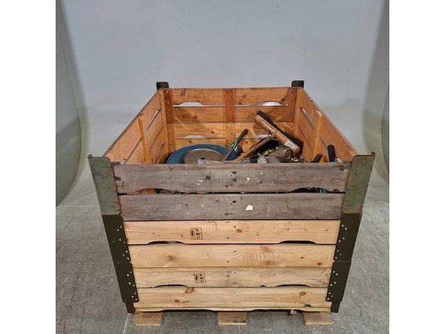 Divers gereedschap, o.a. flaco - afbeelding 1 van  9